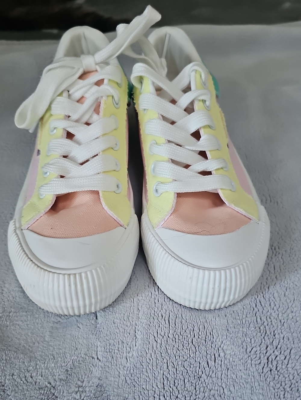 Rocket Dog Pastel Pink Yellow Green Low-Top Sneakers